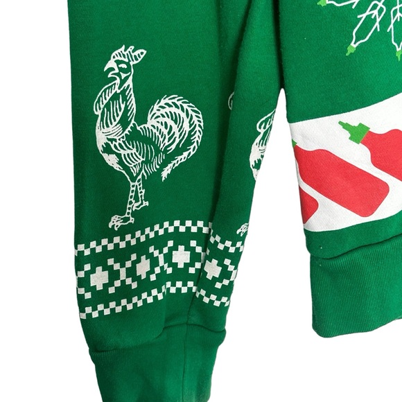 🎄 Huy Fong Foods Sweater S Sriracha Hot Chili Sauce Pocket Christmas - Picture 5 of 10